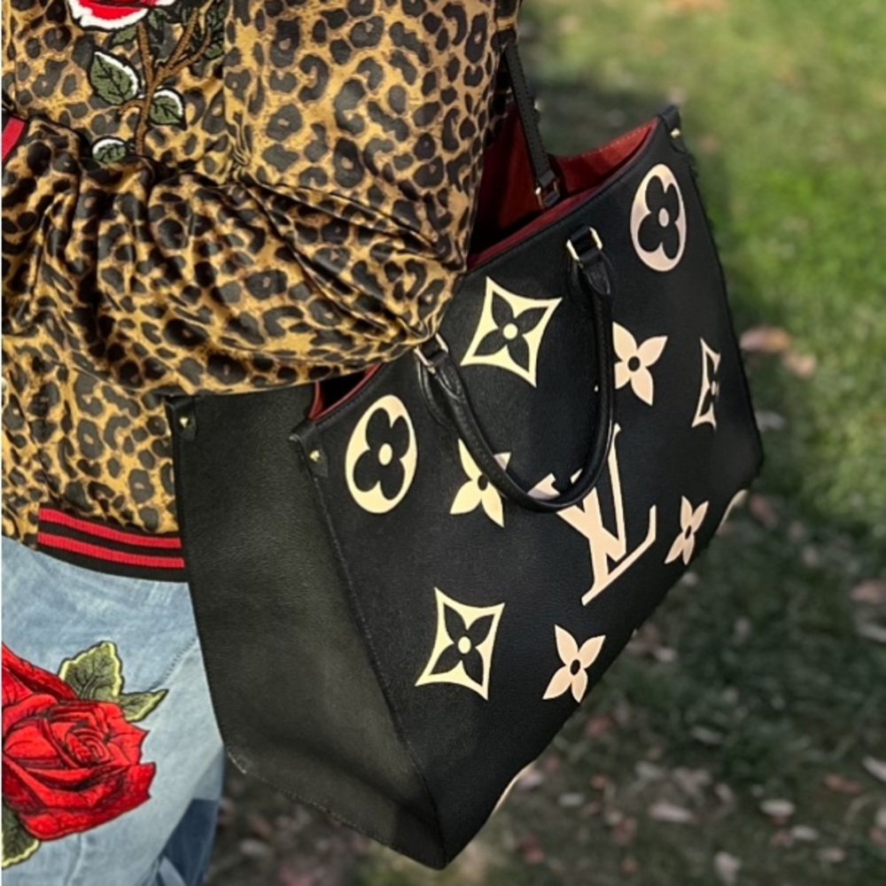 Louis Vuitton Black and Cream Tote